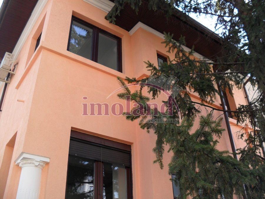 Vanzare | inchiriere - imobil - 400 mpc | Piata Dorobanti - Poză 1