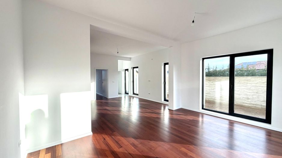 Duplex modern - 5 camere - toate utilitatile - Sacalaz - Poză 4