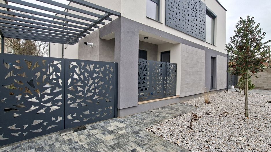 Duplex SUPERB la cheie - zona Aradului - Poză 1