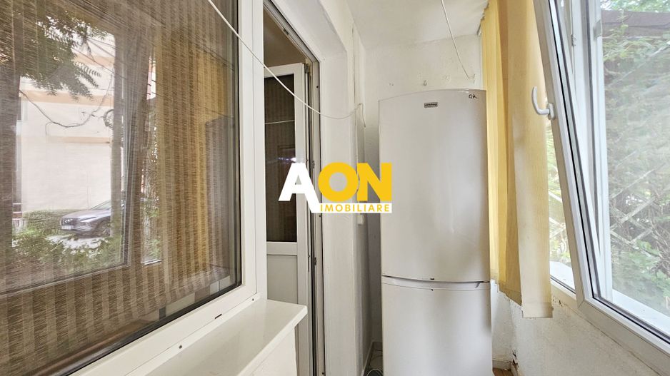 Apartament 2 camere, semidecomandat, parter, ultracentral - Poză 3