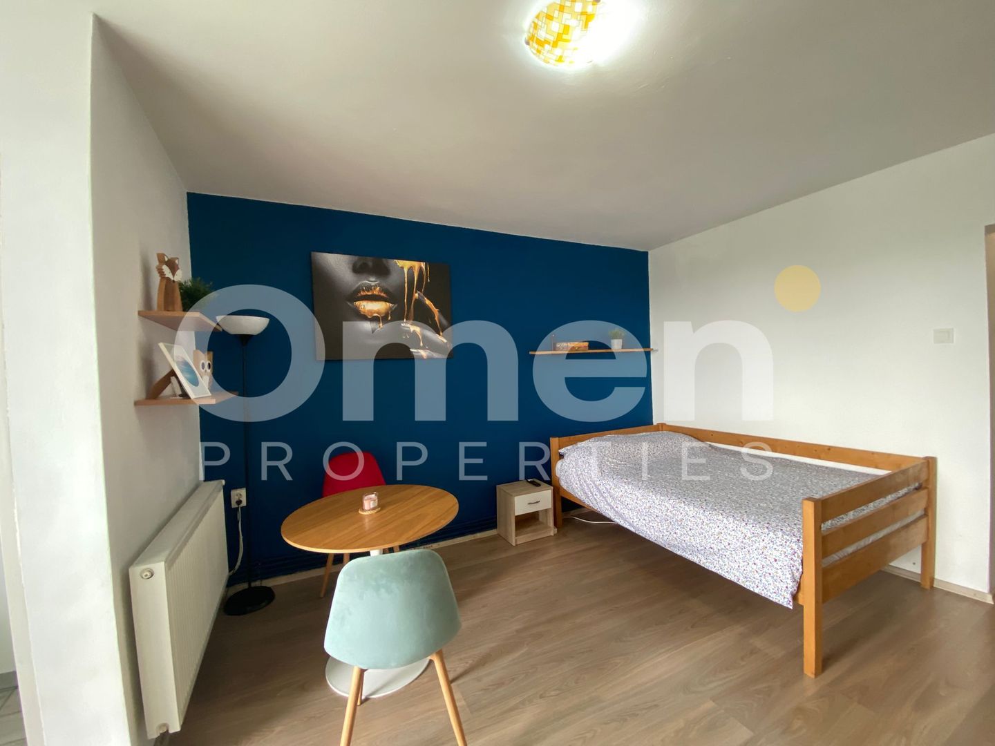 Garsoniera finisata modern, la etaj intermediar, cu priveliste panoramica - Poză 2