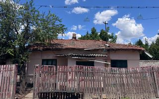 Casă de vânzare – Strada Rozelor - Poză 2