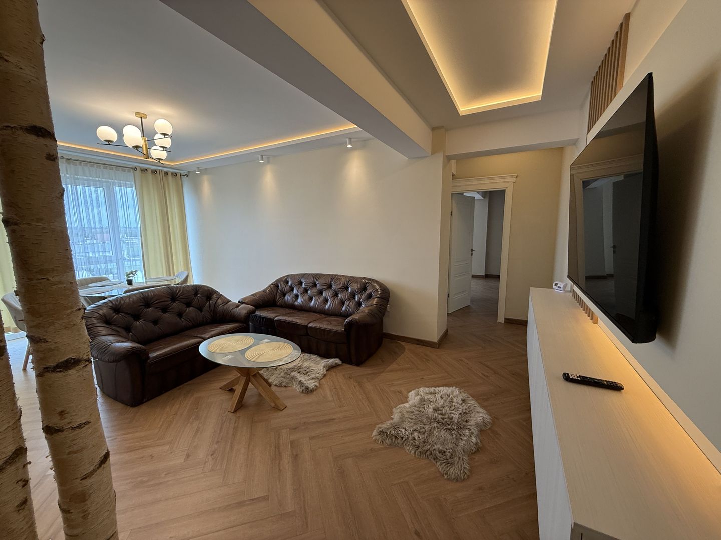 Apartament spațios și luminos cu 3 Camere I Rădăuți - Poză 16