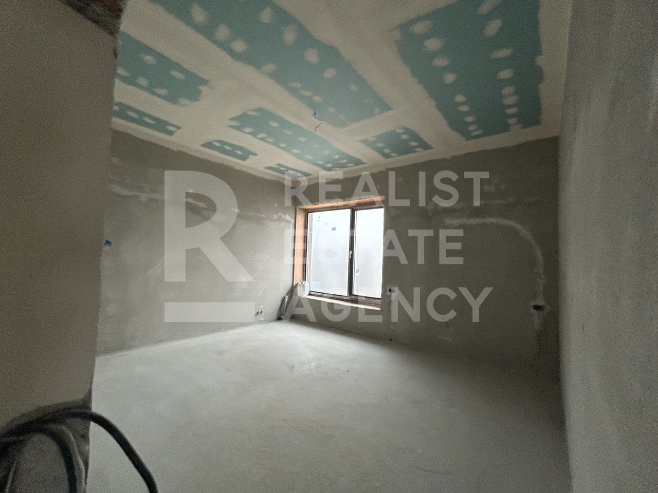 Casă P+1, 315 m² utili | Teren 1.300 m² | Pe malul lacului Ostratu - Poză 11