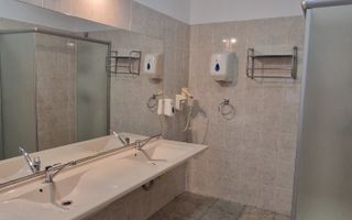 Spațiu comercial | Ideal pentru companii | Zonă centrală | Oradea - Poză 12