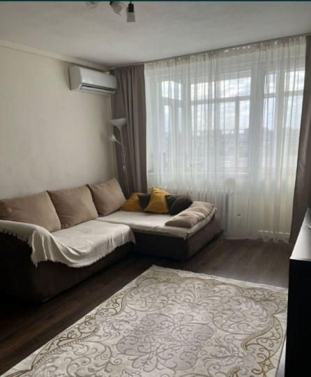 APARTAMENT COCHET  METROU ZONA PIATA SUDULUI - Poză 1