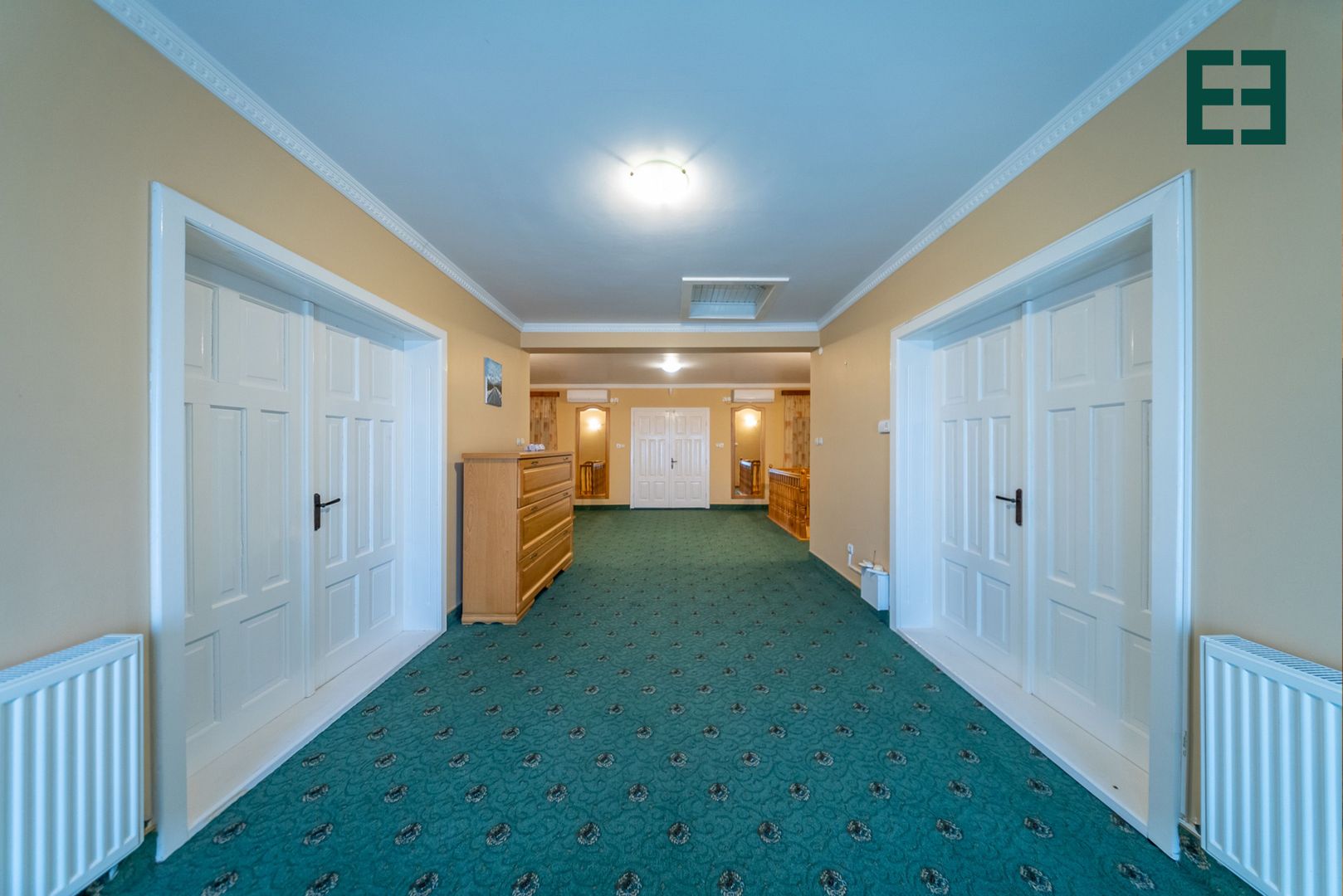 Casă 10 camere cu destinații multiple -  Pâncota - Arad - Poză 2