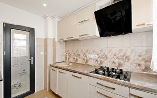 Apartament modern 3 camere de vânzare – Tiglina 1, Galați - Poză 13