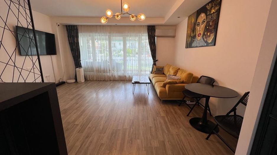 Cosmopolis - Vila NC cu 2 Dormitoare Mobilata si Utilata - Poză 3