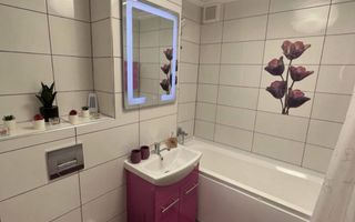 De vânzare apartament 4 camere, ultracentral – 92 mp - Poză 3