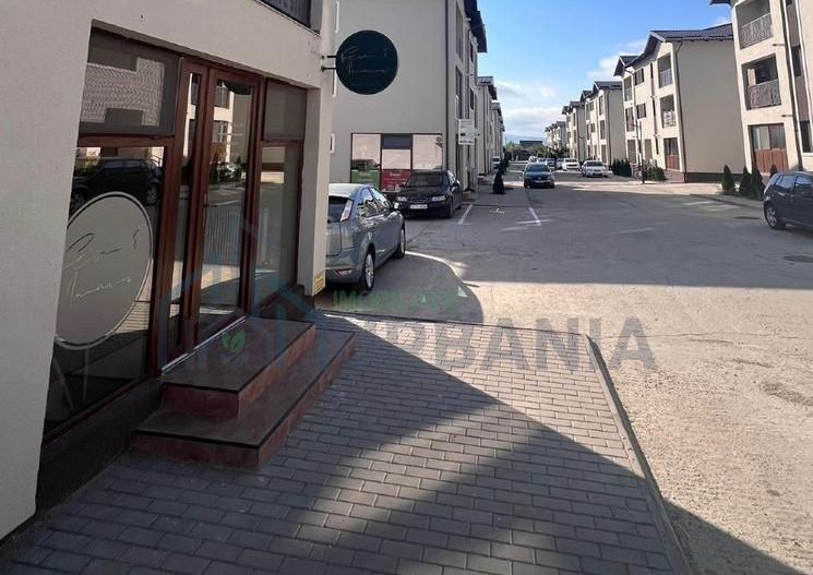 Spațiu comercial de 33 mp cu vitrină stradală, baie proprie, în Lunca Cetățuii - Poză 1