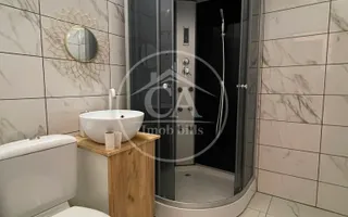Apartament de închiriat cu 3 camere în zona Decebal, Oradea - Poză 12