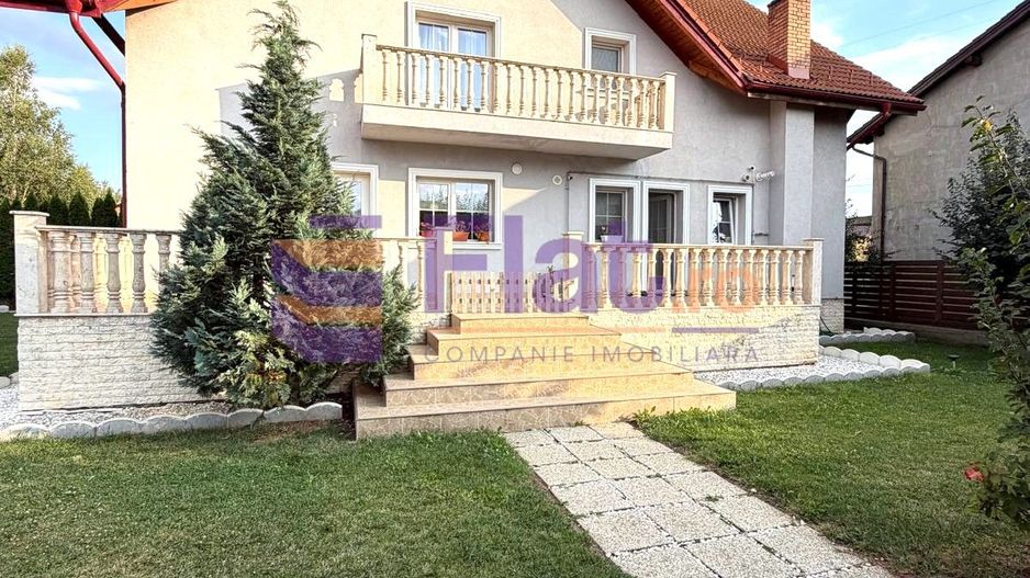 Casă spațioasă și elegantă cu teren  – Sânpetru - Poză 5