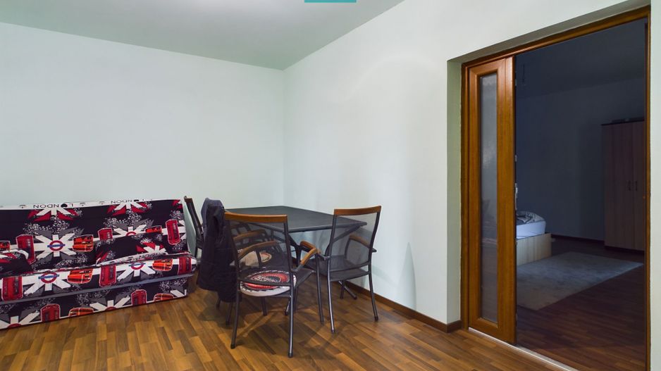 Casă cu 5 camere în Vladimirescu - Poză 16