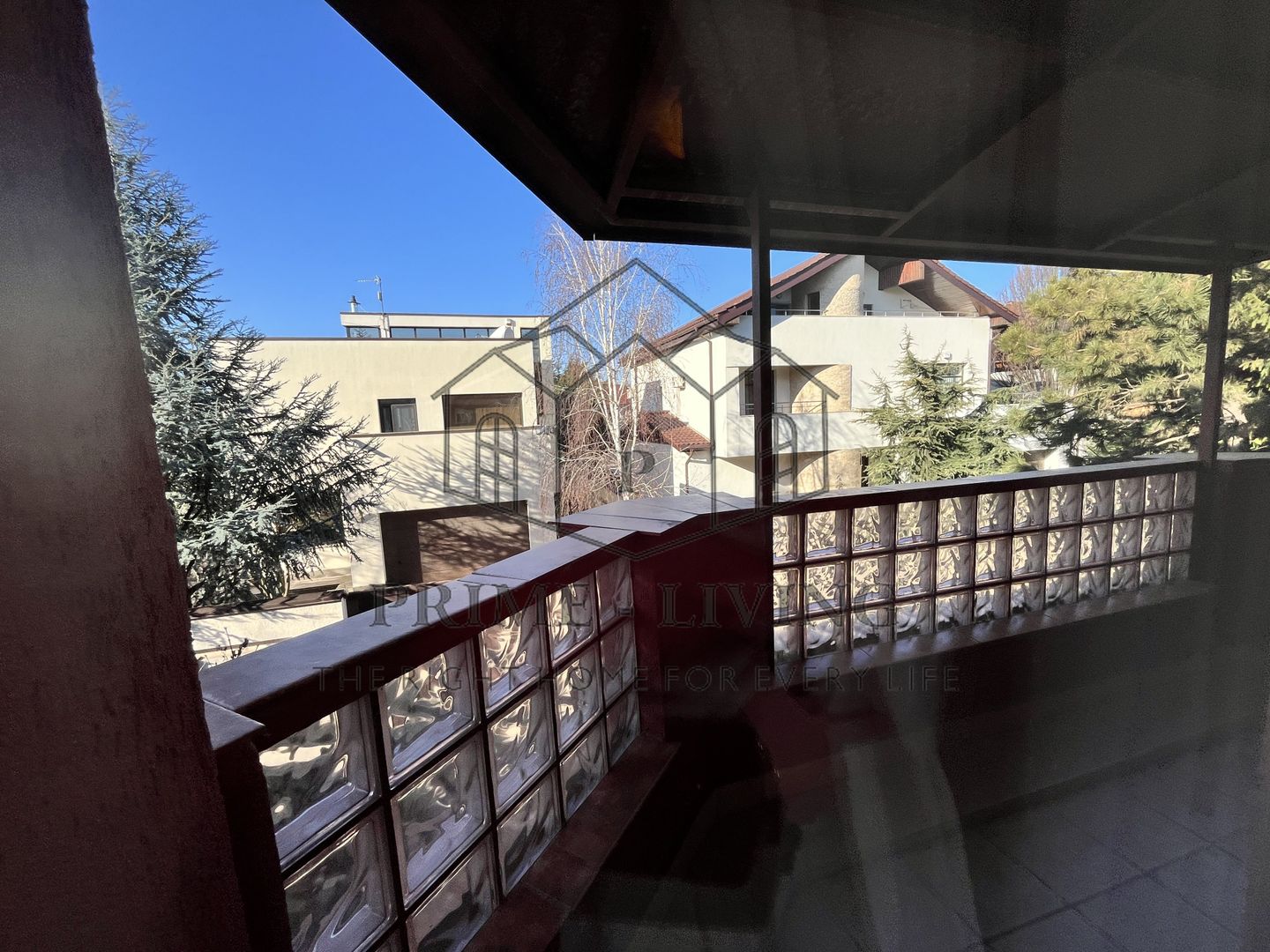 VILA CU 7 CAMERE IN COMPLEX REZIDENTIAL IN IANCU NICOLAE - Poză 19