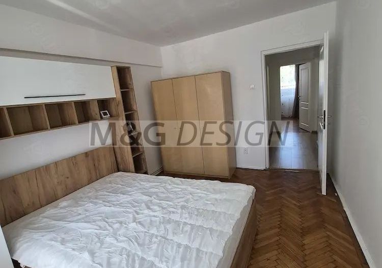 Apartament 3 camere zona Garii - Poză 2