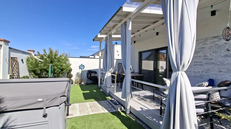 Locuinta parter mobilata si utilata cu jacuzzi - Poză 36