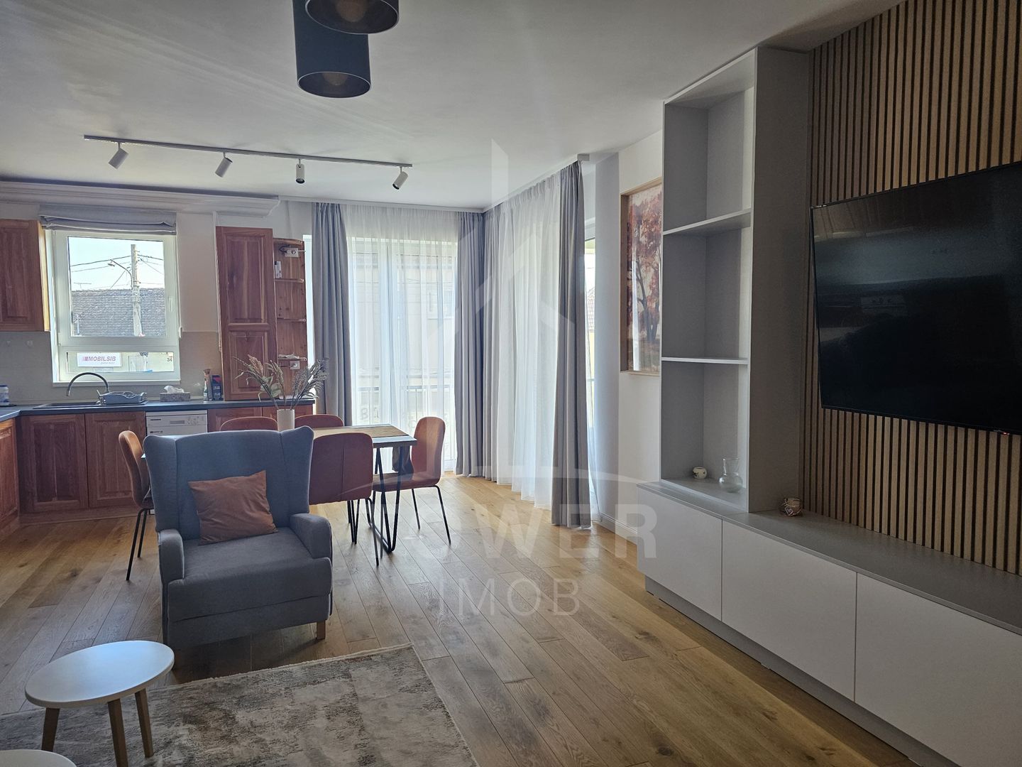 Apartament de inchiriat –2 camere, 2 bai, balcon, parcare – Balanta, Sibiu - Poză 5