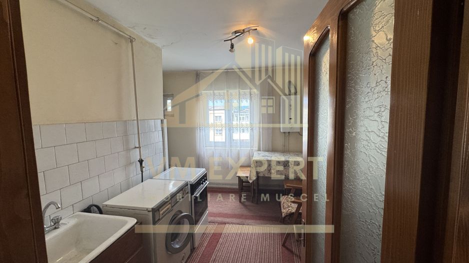 APARTAMENT 2 CAMERE 2 BALCOANE ETAJ 4 GRUI CAMPULUNG - Poză 5