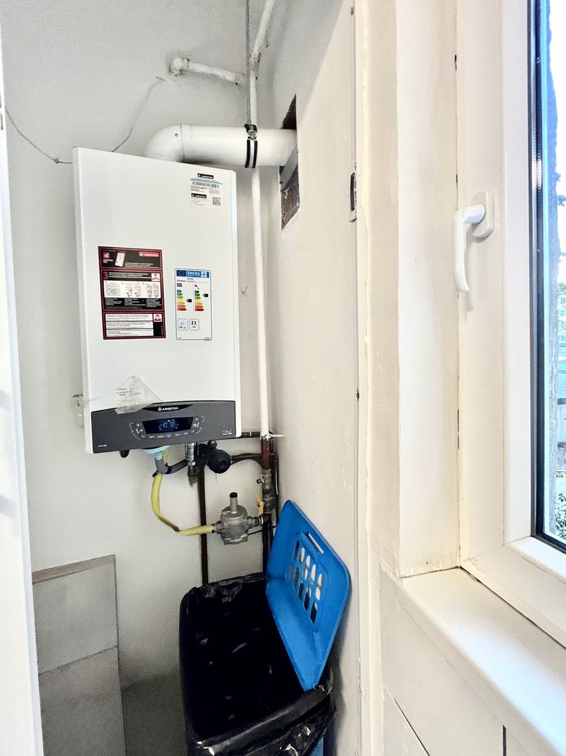 Apartament 3 camere, 2 bai, etajul 1,  in  zona Aradului - Piața Verde - Poză 15