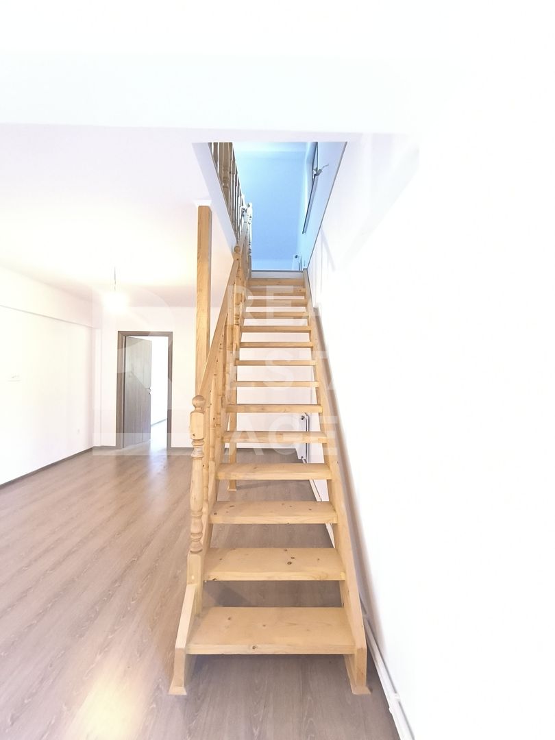 Apartament, 3 camere, Predeal, județul Brașov - Poză 3