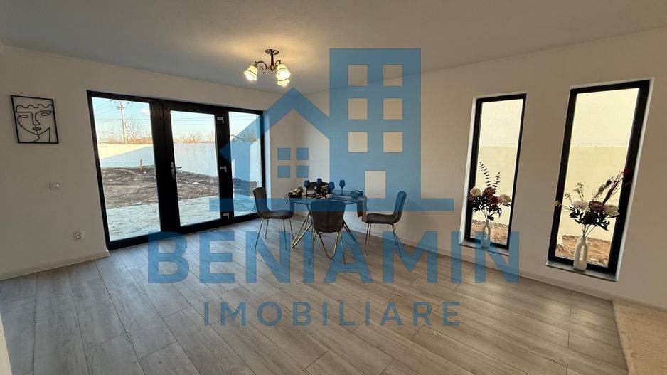 Casa Moderna-Lux-La cheie-Mobilata-Utilata-Model deosebit-Libera - Poză 5