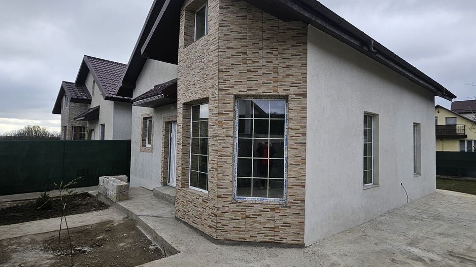 De inchiriat, vila noua - Bariera  Traian - Lacul Brates - Poză 17