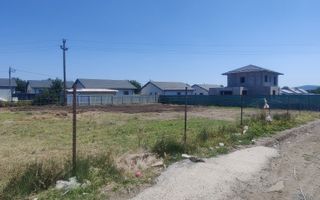 Teren de vânzare cu autorizație de construcție în Holboca, Str. Oborului - Poză 2
