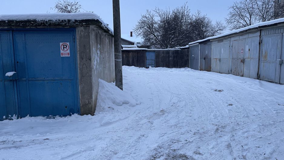 Teren intre blocuri,cu garaje-ideal pentru afacere - Poză 7