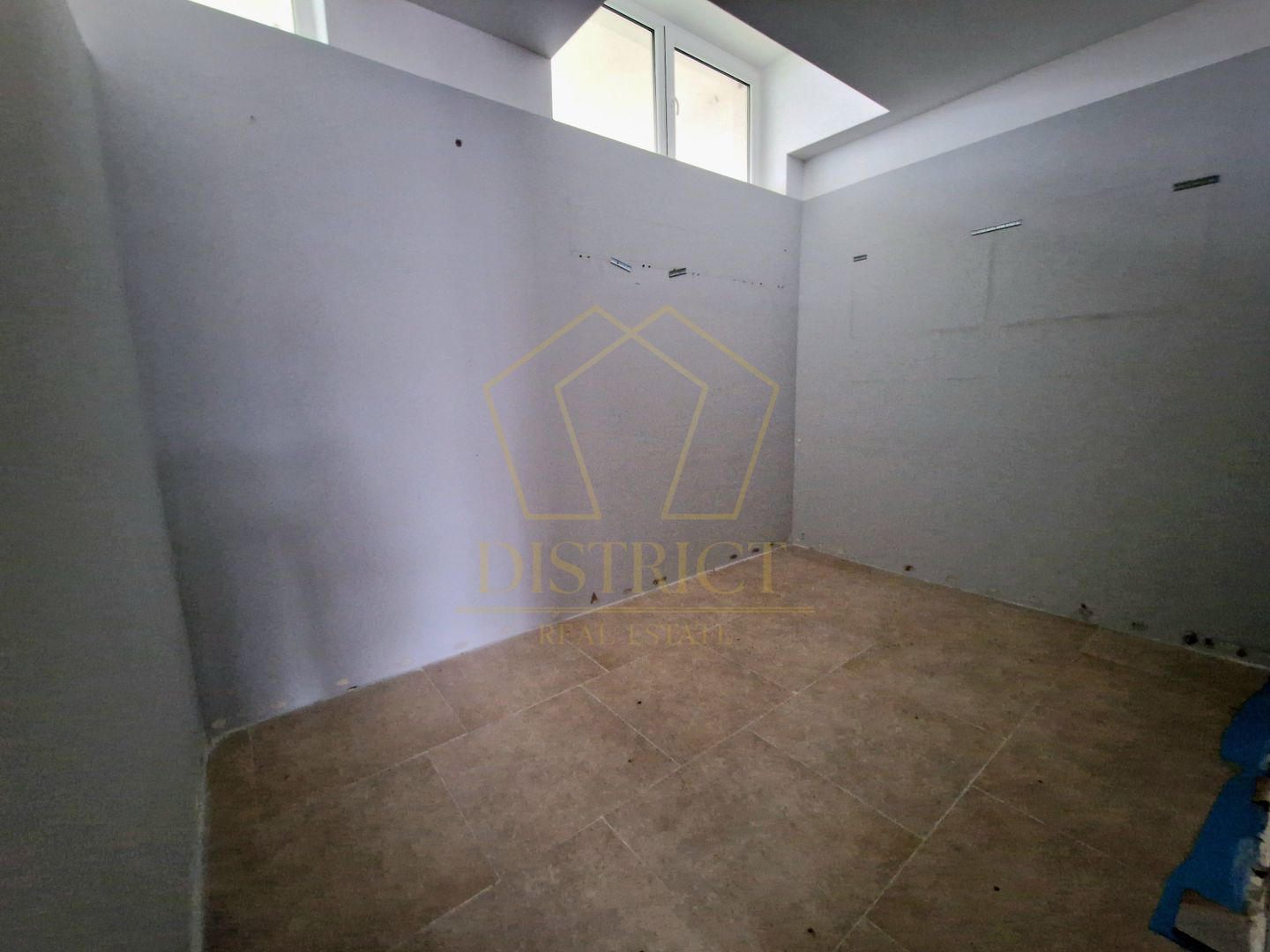 Spatiu Comercial tip Hala I Zona Circumvalatiunii - Poză 6