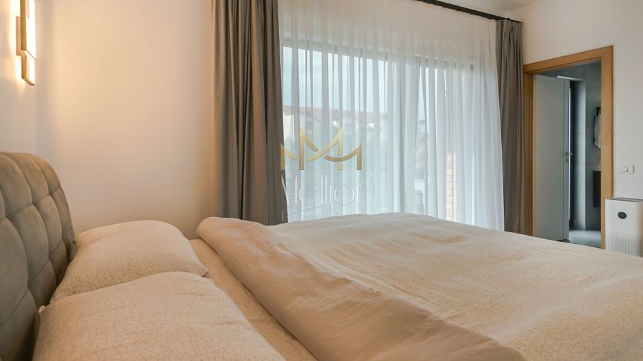 Apartament spatios 3 camere, 2 balcoane, 2 parcari, zona Iulius Mall! - Poză 16