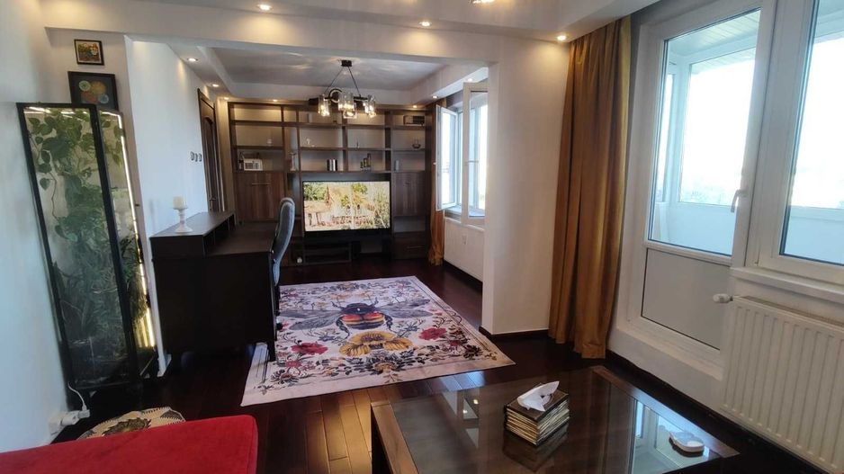 De inchiriat apartament 3 camere zona Gorjului - Poză 2