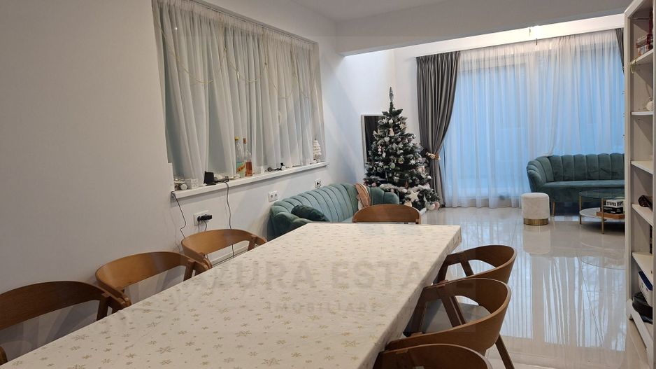 Casa moderna cu 6 camere terase 50 mp si curte in Parcul Sub Arini - Poză 12