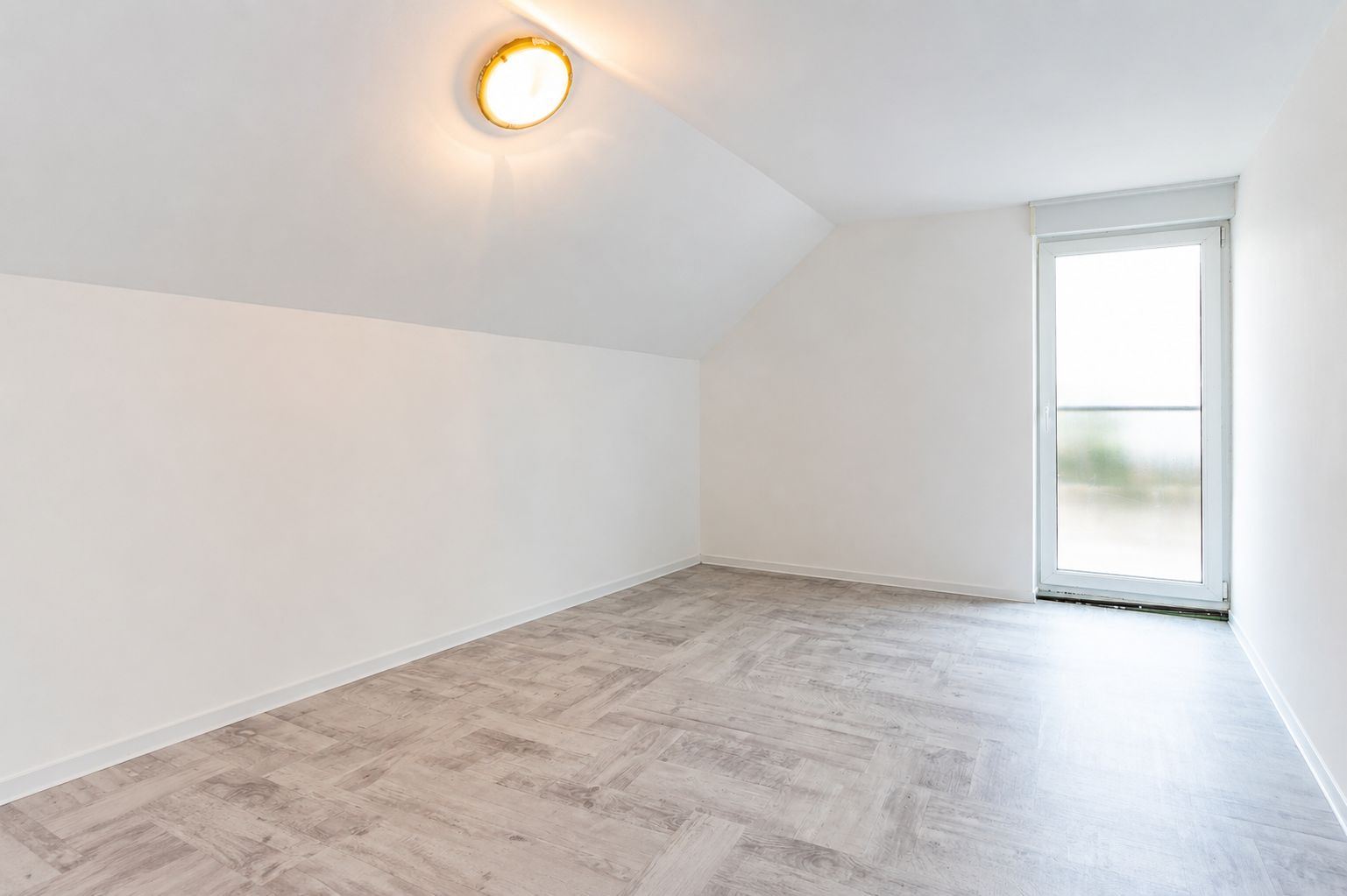 Casa individuala | 4 camere | 470 mp teren  | Avram Iancu, Floresti - Poză 21