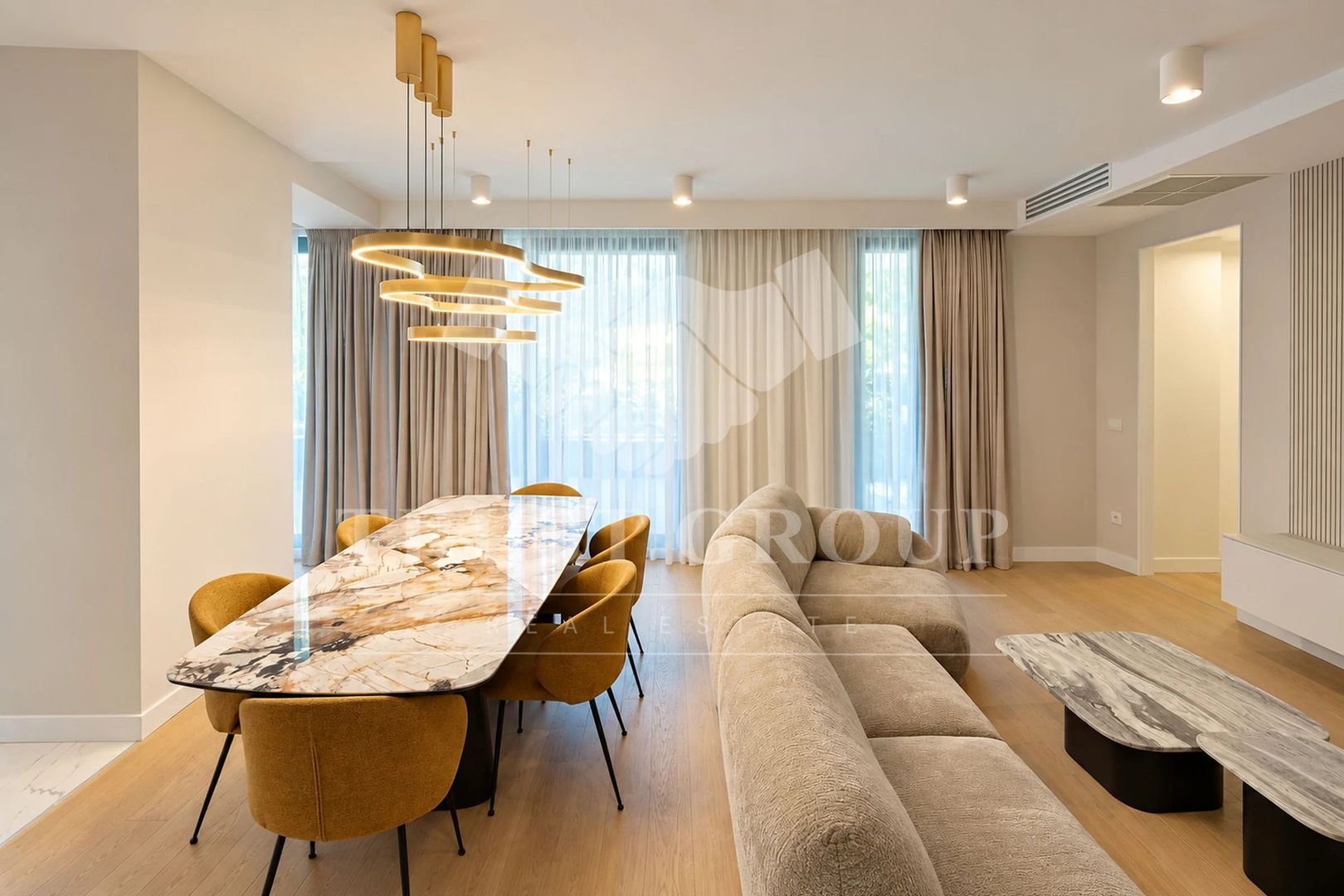 Apartament 4 camere Aviatorilor | Curte 132mp - Poză 2