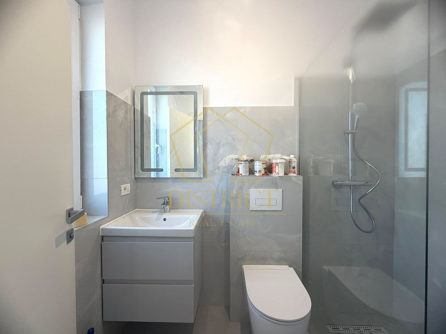 Duplex superb cu 5 camere despărțit prin camera tehnica I Mosnita Noua - Poză 6