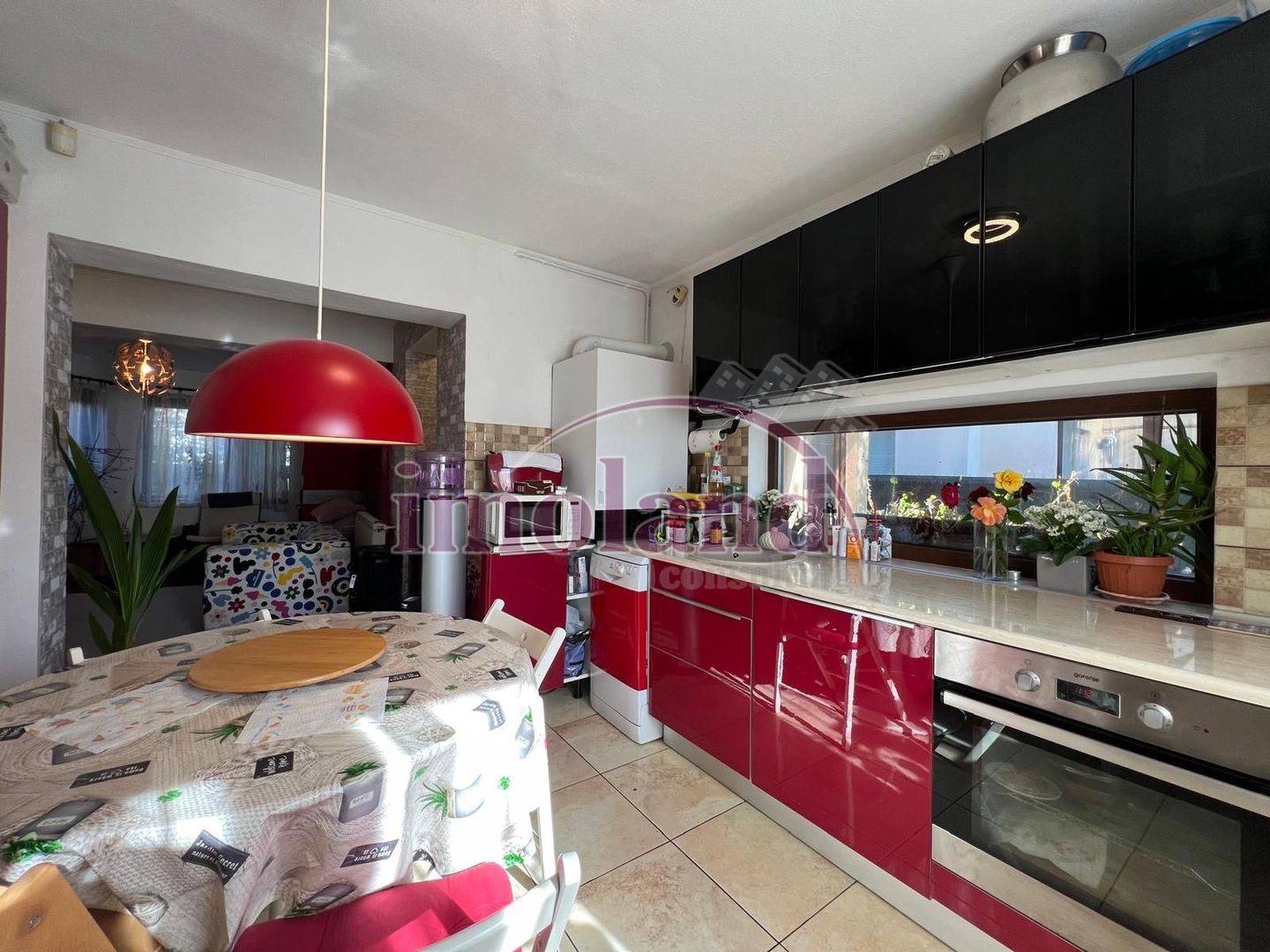 Casa cu garaj si curte - Balotesti - Poză 6