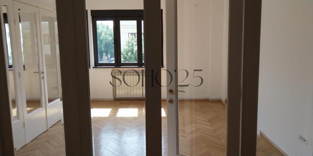 Apartament 5 camere | Piața Amzei | Imobil interbelic | Renovat - Poză 4
