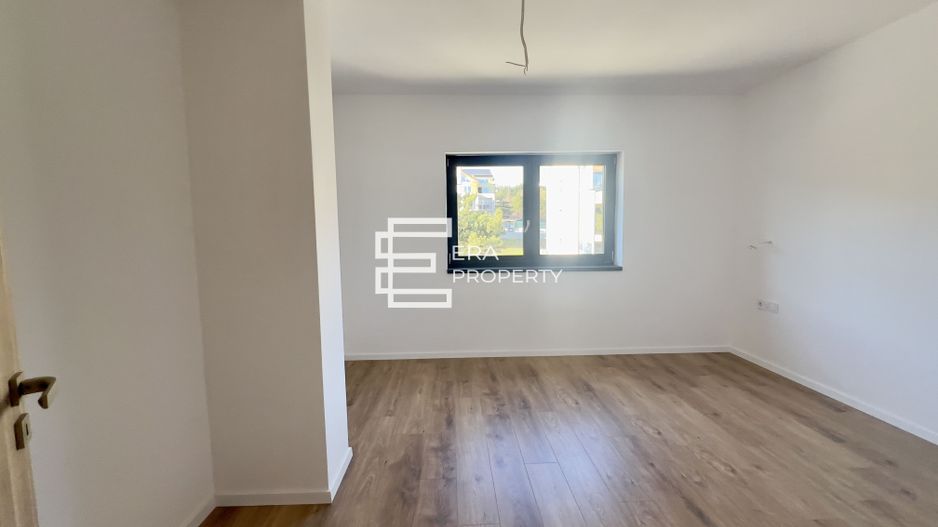 Penthouse 5 camere -  133 mp utili - predare la cheie, zona Aeroport Sibiu - Poză 4
