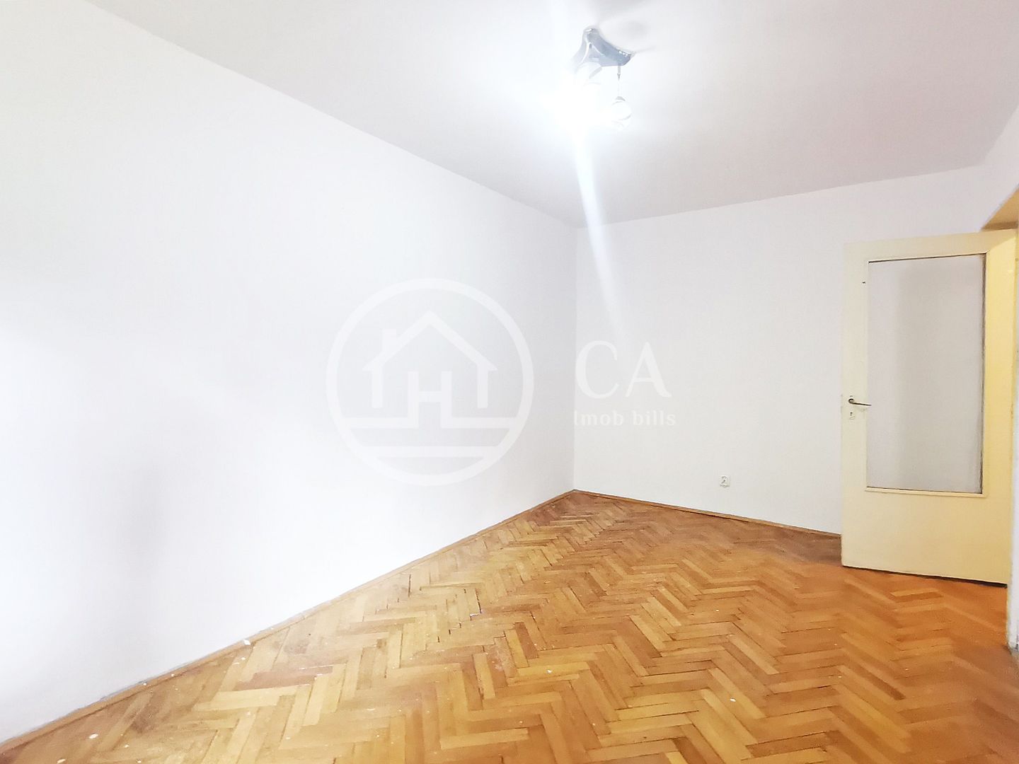 Garsonieră de vânzare in zona Iosia, Oradea - Poză 2