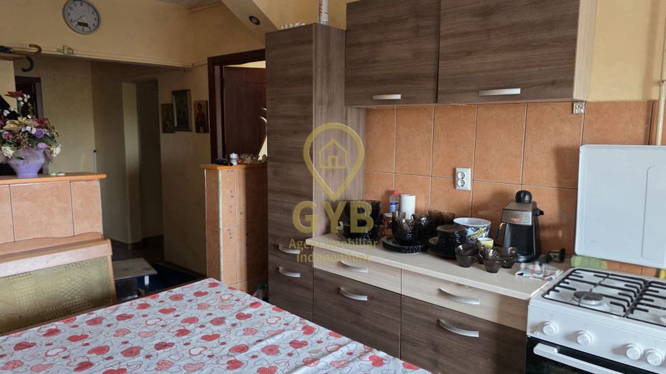 Apartament spatios cu 4 camere, 2 balcoane – Marghita, zona Penny - Poză 14
