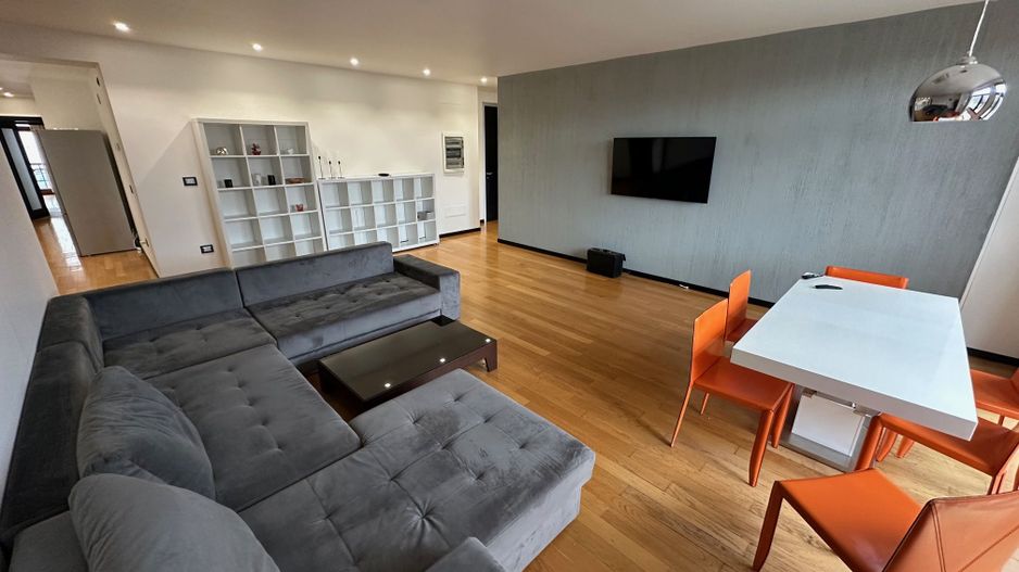 Apartament cu 5 camere în zona Brancoveanu - Poză 4