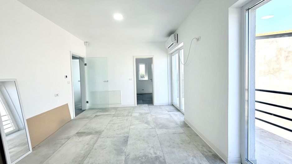 Casa individuală de închiriat - Giroc intrare - Poză 9