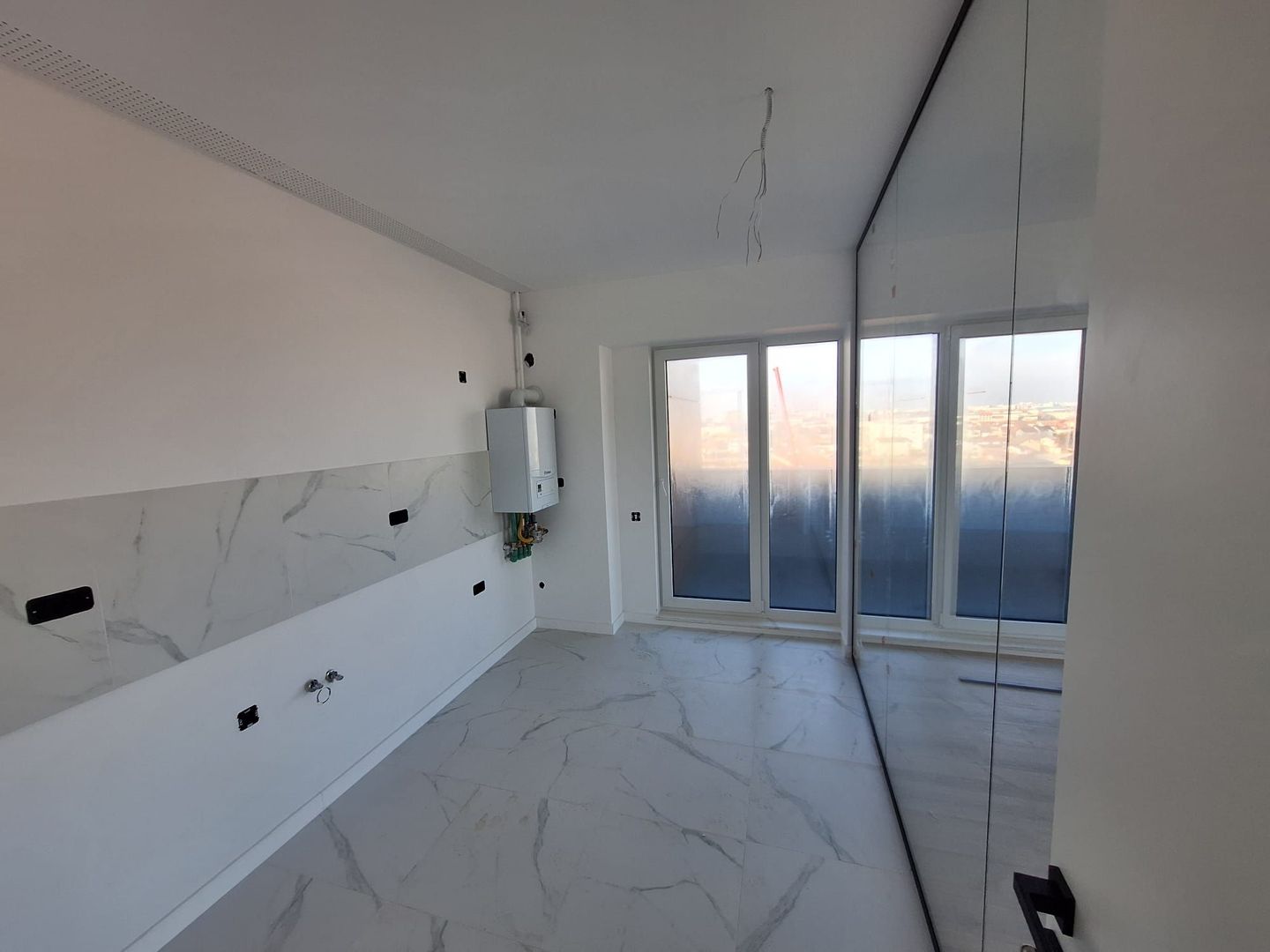 3 CAMERE - 2 BAI-2 BALCOANE - ULTRAFINISAT FINALIZAT  TITAN PALLADY - Poză 15