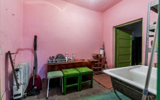 Casă și aproape 2500 mp livadă și teren - Poză 10