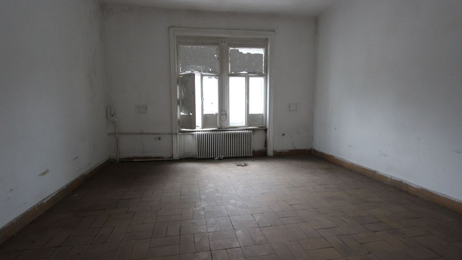 Imobil pretabil cladire de birouri, clinica medicala - Central - Poză 21