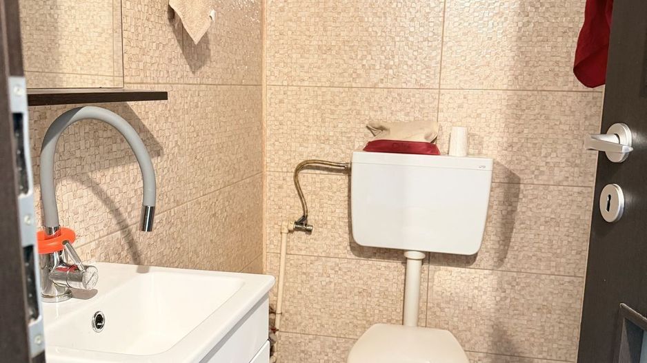 De Închiriat: apartament 3 camere zona Giurgiului - Poză 12