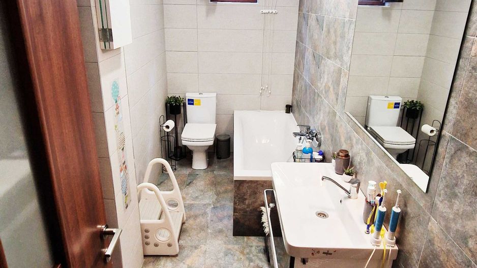 BRASADAS vinde ap 3 cam PARTER Ultracentral, Satu Mare. - Poză 2