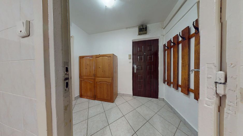 Apartament semidecomandat,insorit in Astra-complexul mic - Poză 4