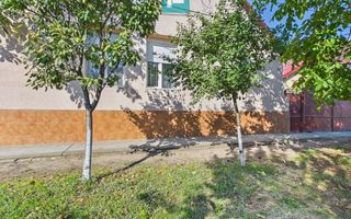 Casă 130 mp și teren de 864 mp - Cărpiniș - Poză 2